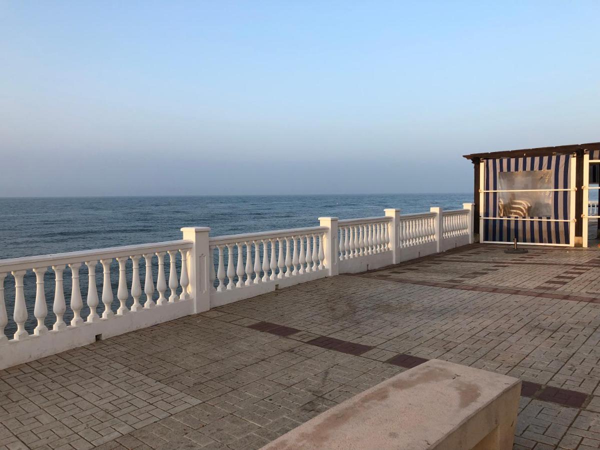 Ribera Playa Alhamar Apartment Sitio de Calahonda Exterior foto